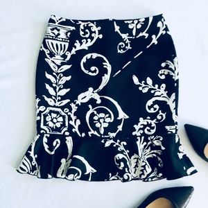 White House|Black Market Pencil Flutter Hem Skirt